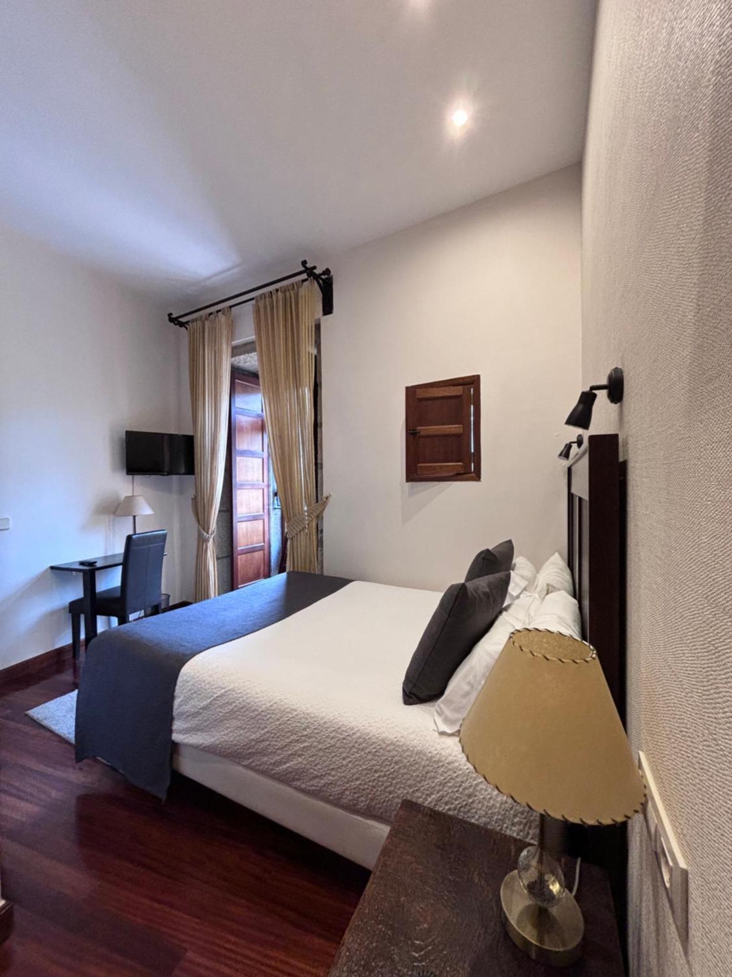 Hotel A Torre Do Xudeu ตุย ภายนอก รูปภาพ