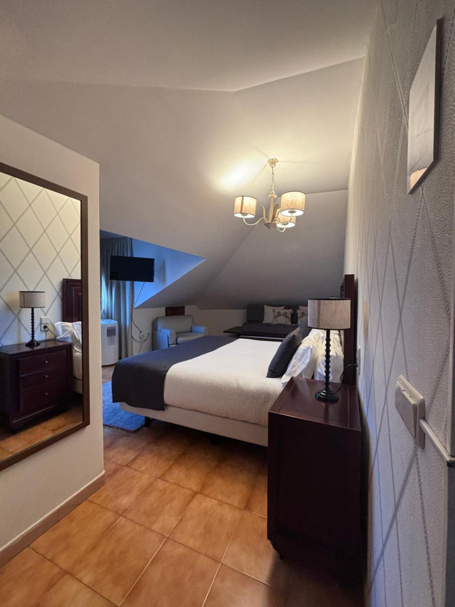 Hotel A Torre Do Xudeu ตุย ภายนอก รูปภาพ